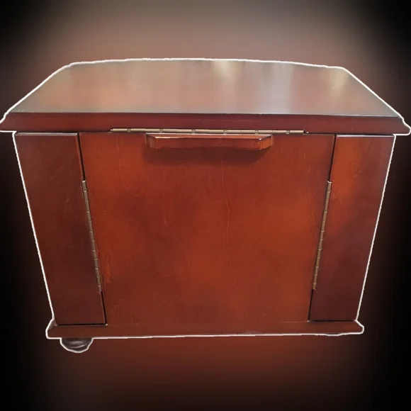 Vintage Bombay Company Mahogany Jewelry Chest - Picture 7 of 7